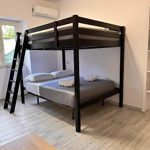 Airport Al Volo Bed and breakfast